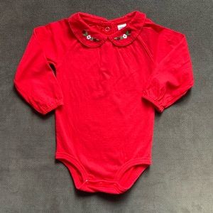 Girls OshKosh body suit size 18 months.
